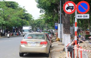 Phân biệt dừng xe và đỗ xe ô tô