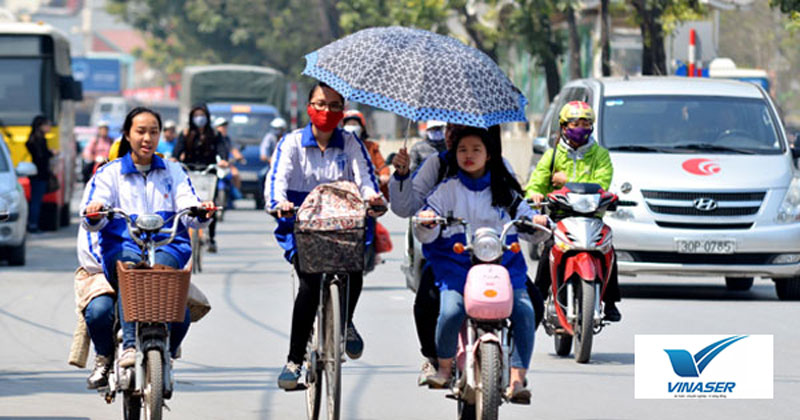Đi xe đạp dàn hàng ngang có bị phạt không?