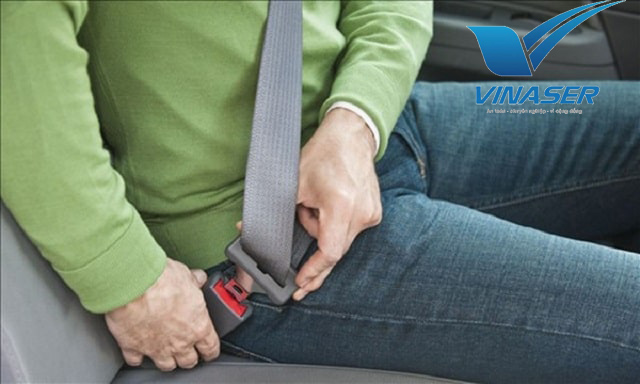 Quy định về việc chấp hành thắt dây an toàn trên xe ô tô khi tham gia giao thông Quy định về việc chấp hành thắt dây an toàn trên xe ô tô khi tham gia giao thông