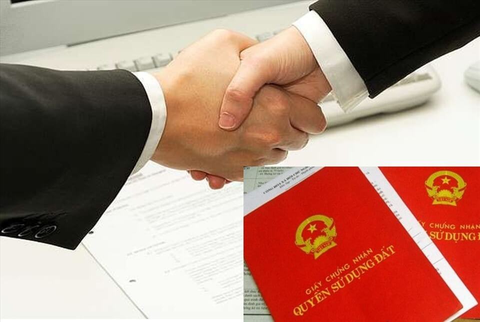 Dịch vụ sang tên - tách sổ đỏ giúp bạn tiết kiệm thời gian, công sức và chi phí